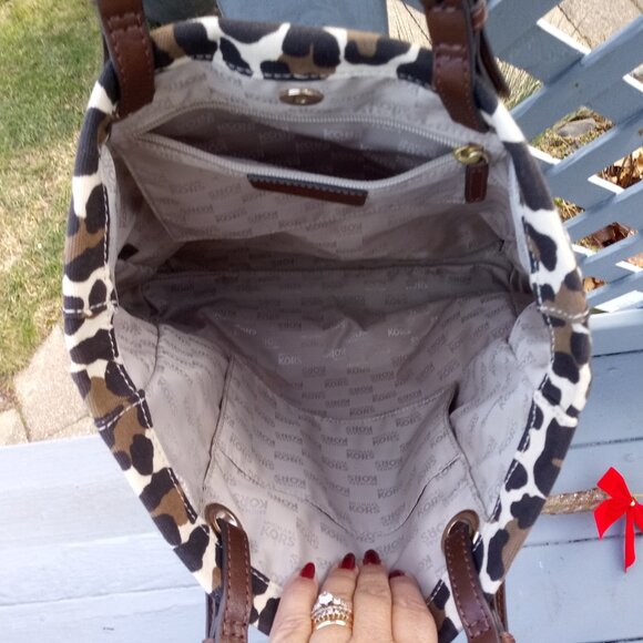 Michael Kors large  cavas leopard tote bag - Picture 6 of 10